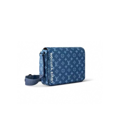 LOUIS VUITTON DISTRICT PM M23785 (26*20*7cm) 